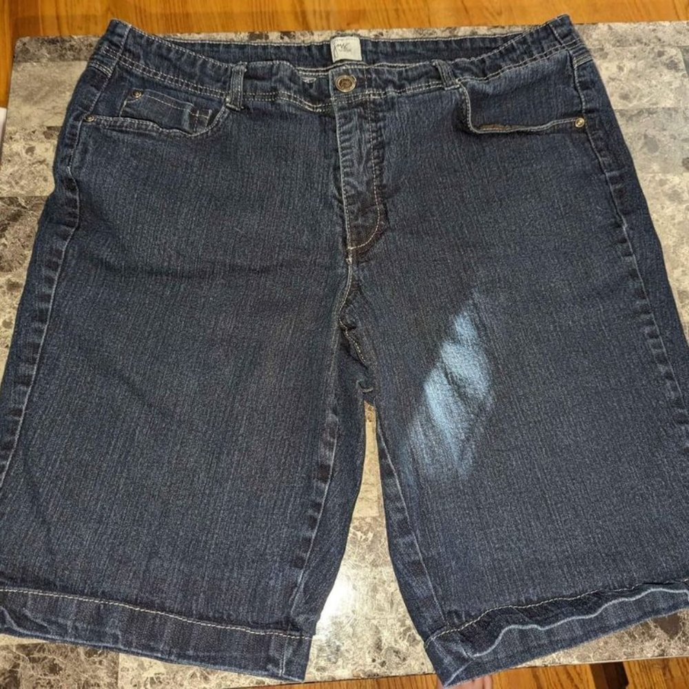 Women's size 22W jean shorts
